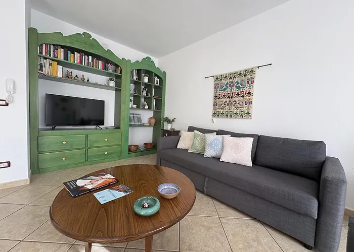 Casa Dafne Centro アパート トルトリ